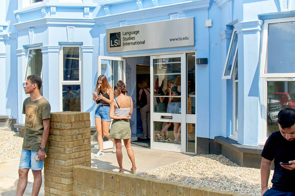 Language Studies International (LSI) - Cambridge - Image 4