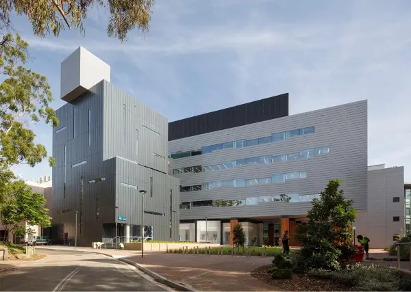 University of Wollongong - gallery image 2 University of Wollongong gallery image 2