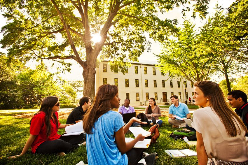 Living expenses for students in You Apply