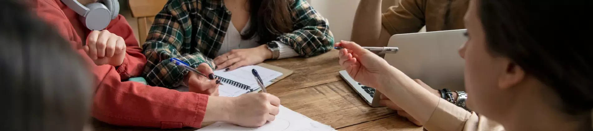 Study Abroad Tips for Gen Z Students