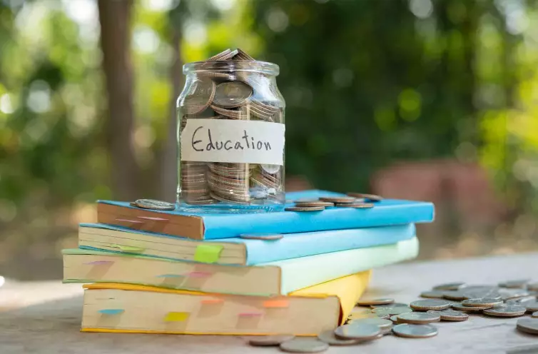 The Cost of Studying in the U.S. at My Own Expense The Cost of Studying in the U.S. at My Own Expense