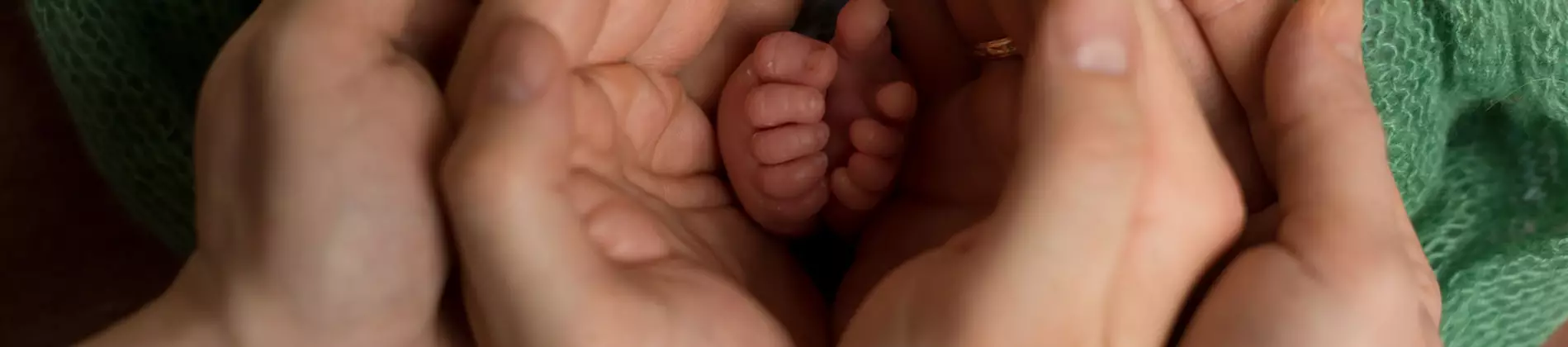 Your guide to know everything you need about studying Midwifery