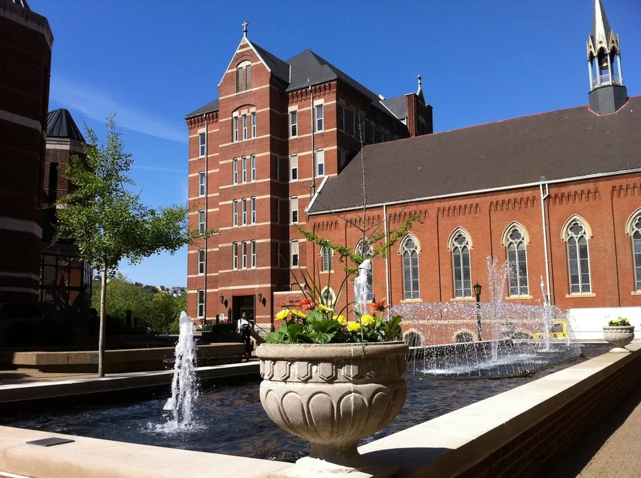 Master of Corporate Communication and Business at Duquesne University Master of Corporate Communication and Business at Duquesne University