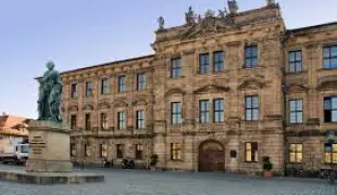 Friedrich-Alexander-Universität Erlangen-Nürnberg (FAU) Friedrich-Alexander-Universität Erlangen-Nürnberg (FAU)