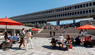 جامعة سايمون فريزر جامعة سايمون فريزر