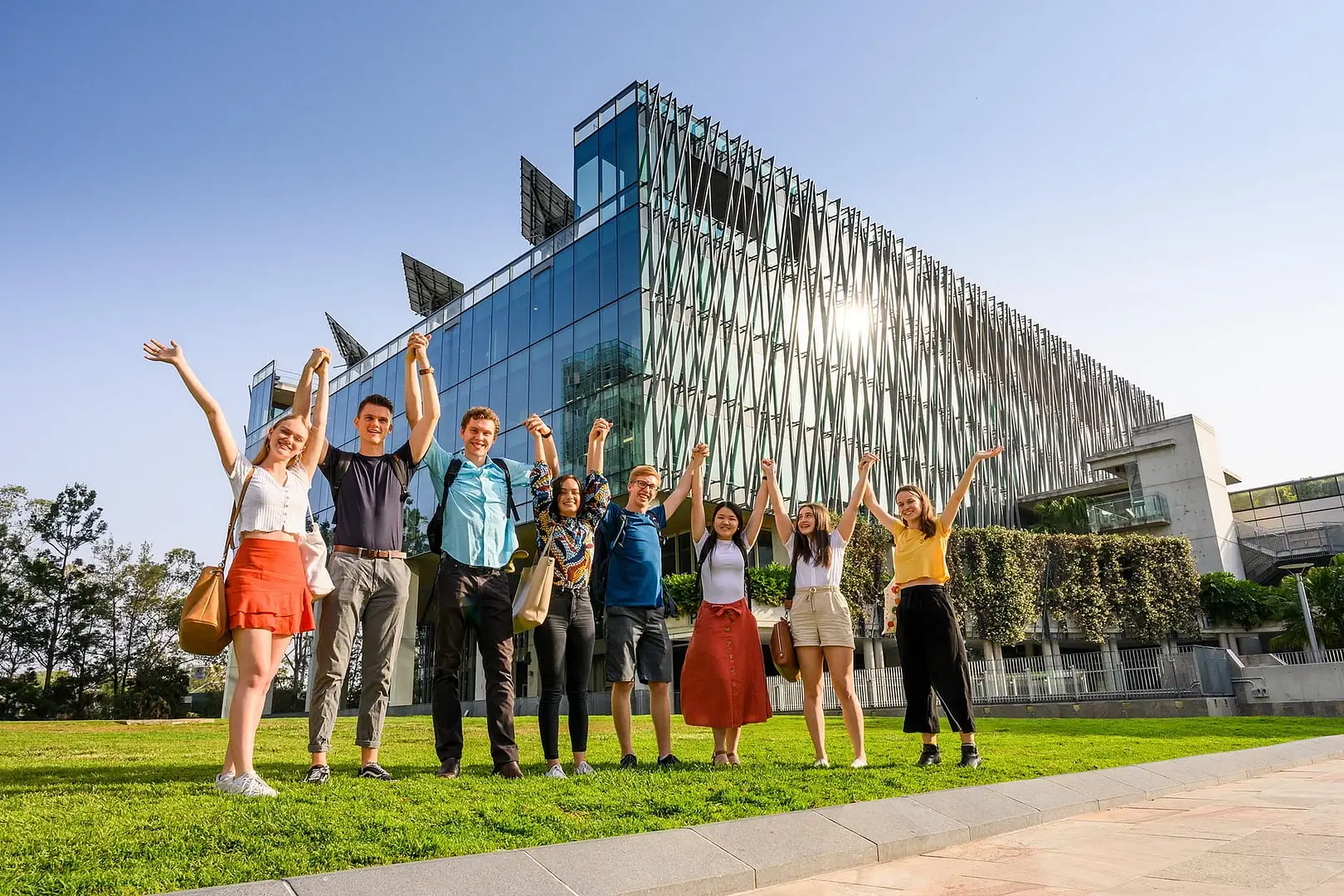 QUT Excellence Scholarship (Creative Industries)