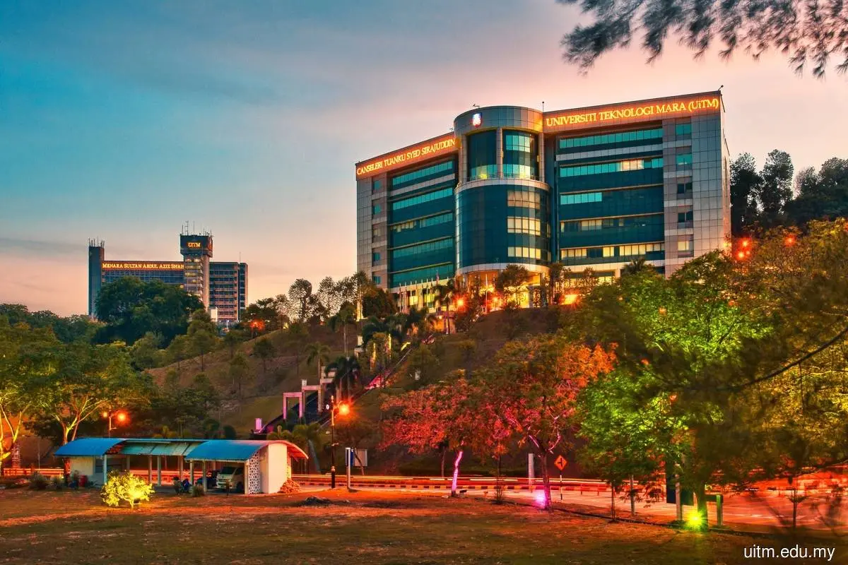 Bachelor of Physical and Health Education (Hons) at University Teknologi Mara Bachelor of Physical and Health Education (Hons) at University Teknologi Mara